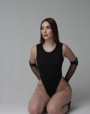 Аманда, 19
