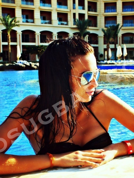 Каролина, 19