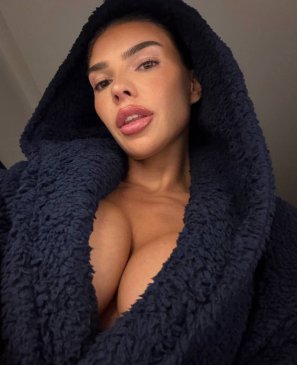 Сиенна, 25